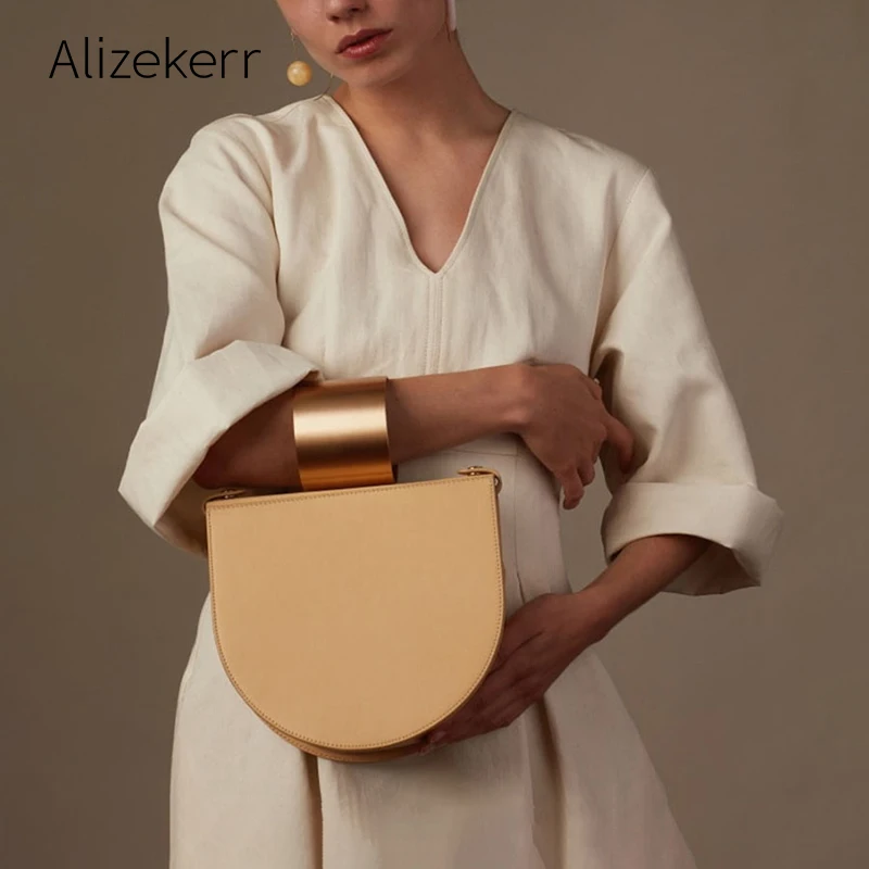 

Metal Circular Ring Saddle Handbag Women 2019 New Simple Soild Wide Shoulder Strap Tote Shoulder Bag Ladies Personality Fashion