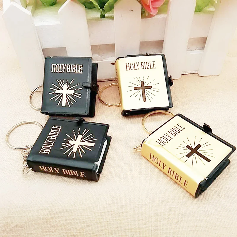 Qevila Cute Mini English HOLY BIBLE Keychains Religious Christian Jesus Cross Keyrings Women Bag Gift Souvenirs Prayer God Bless (8)