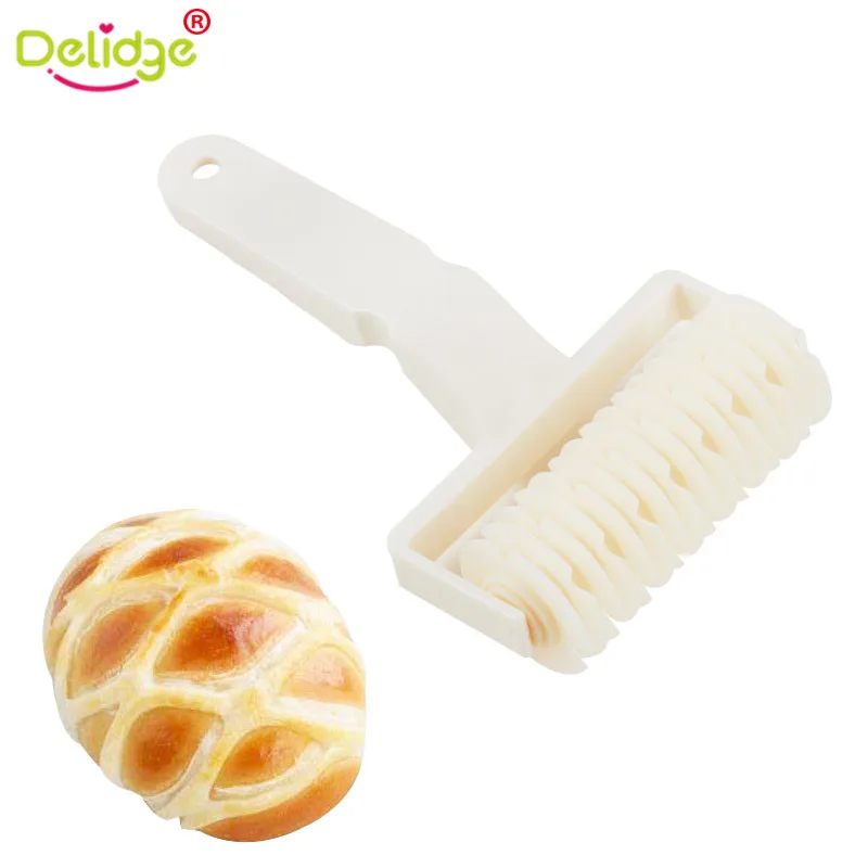 

Delidge 1pc Bread Cookie Pie Lattice Roller Cutter Plastic Pizza Pastry Dragnet Roller Hobbing Cookie Cutters Pizza Knife
