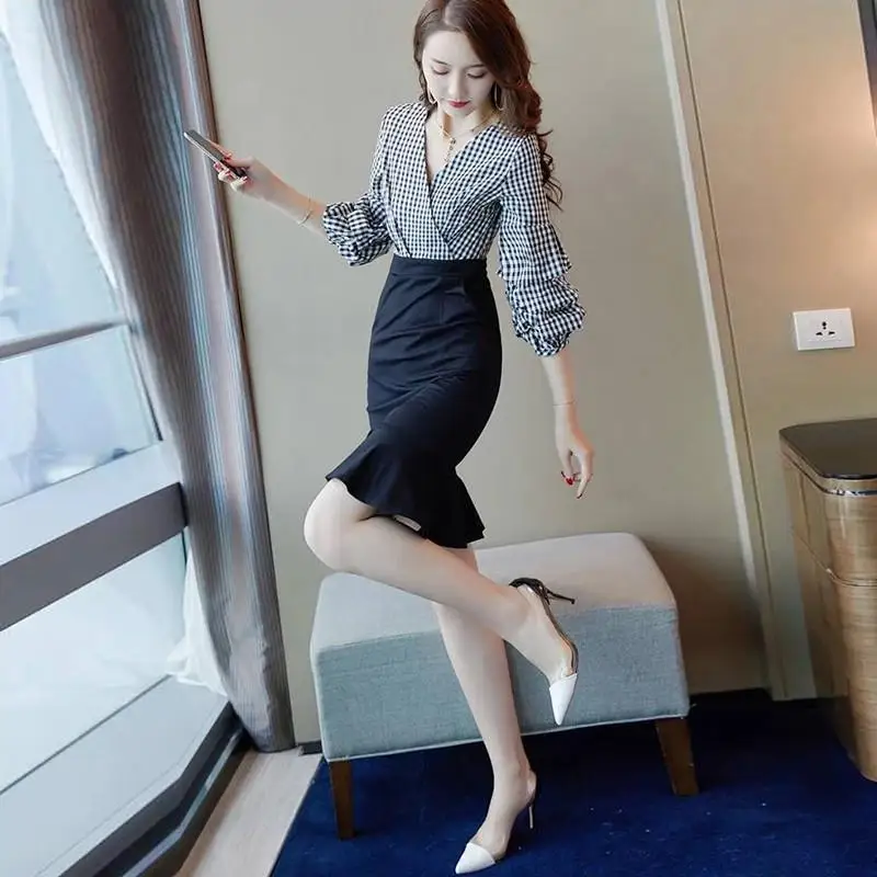 

Women's Spring Autumn Lantern Sleeve Ruffles Vintage Dress Elegant V-Neck Party Stretch Bodycon Plaid Mermaid Midi Dresses R20