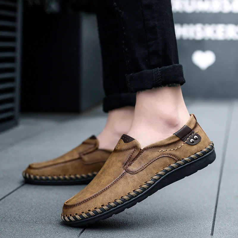 

Men Casual Driving Shoes 2019 Leather Loafers Shoes Men Fashion Handmade Soft Breathable Moccasins Flats Slip on Footwear Male