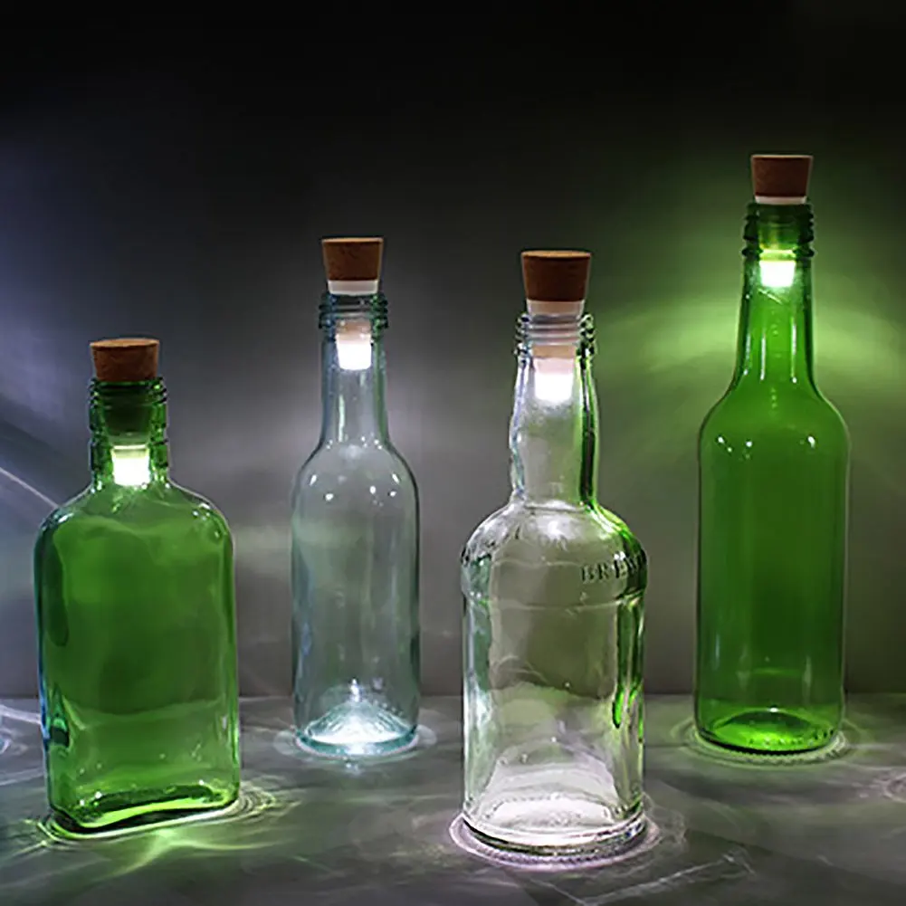 стеклянные бутылки в интерьере. стеклянная бутылка. бутылка для вина 0. пустые стеклянные бутылки. 75.