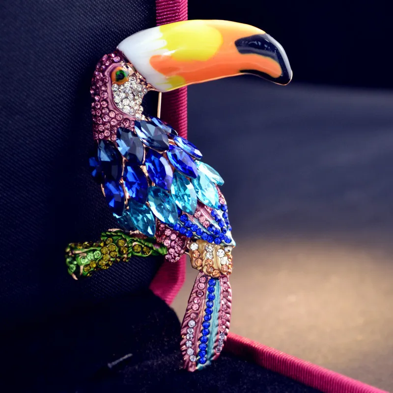 

Big Size 2017 New Fashion Full Rhinestone Parrot Drip Oil branch Brooches Corsage Quality Pin Cape Buckle Accessory For Scarf
