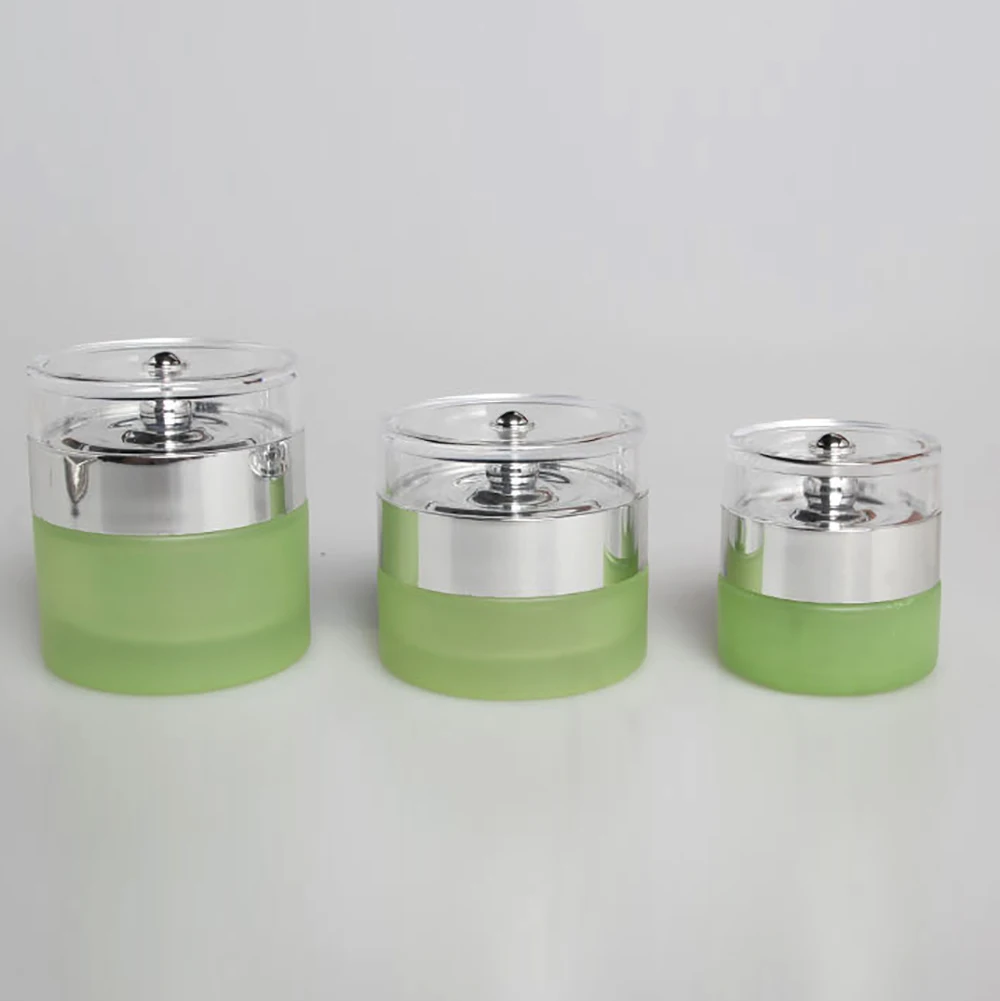 

Skin Care Glass Container,30g Round Jar with New Silver Screw Cap