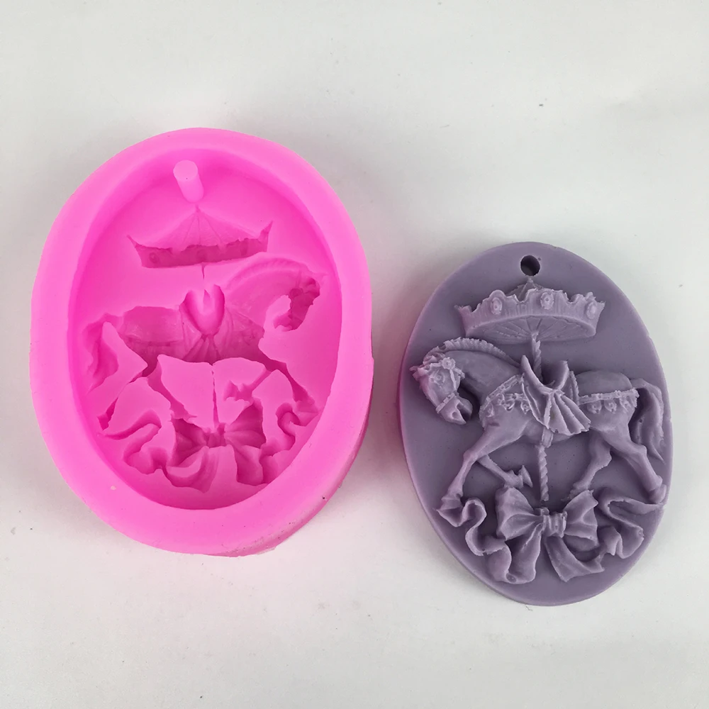 Buy Carousel Horse Mold For Vlentine's Wedding Party