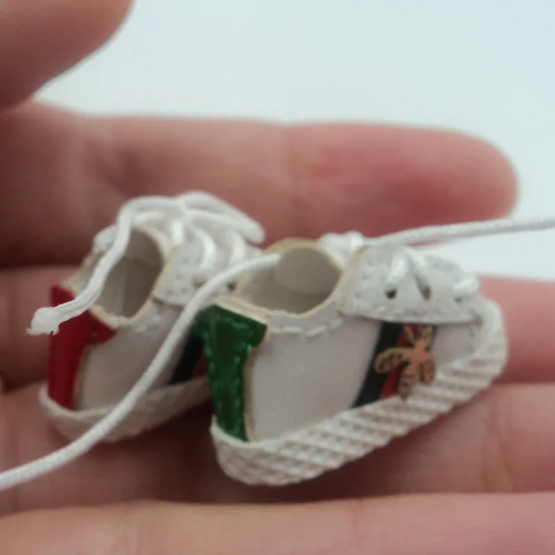 blyth sneaker