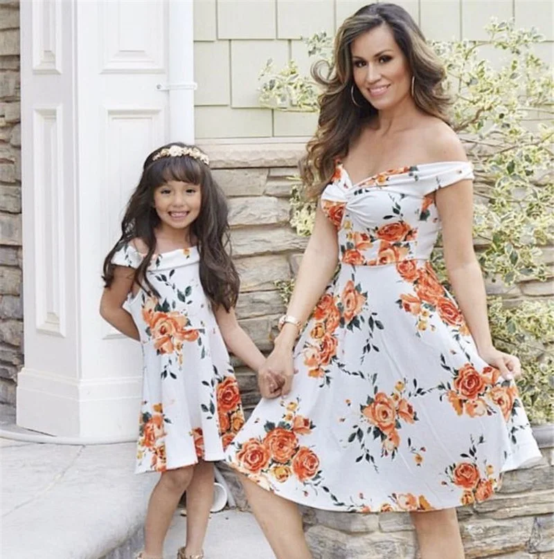 

off shoulder mother daughter dress mommy and me clothes family look matching outfits mom and daughter floral dresses clothing