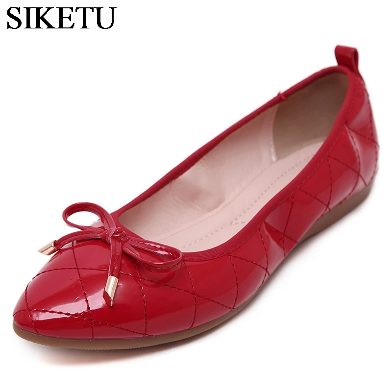 SIKETU Plus Size 35-42 Patent Leather Flat Shoes For Women 2017 Soft Sole Cow Muscle Pointed Toe Flats Casual Ballet Moccasins siketu best gift baby flats tassel soft sole cow leather shoes infant boy girl flats toddler moccasin bea6624