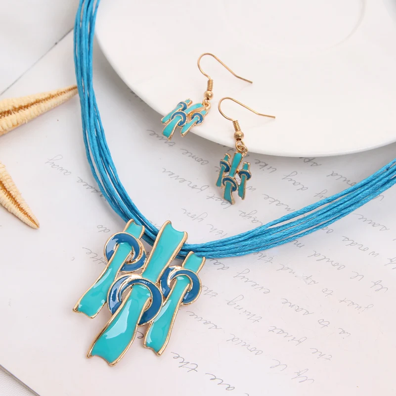 

Retro Multi-layer Leather Rope Chain Geometric Pattern Pendant Necklace With Drop Dangle Earrings Ethnic Jewelry Sets