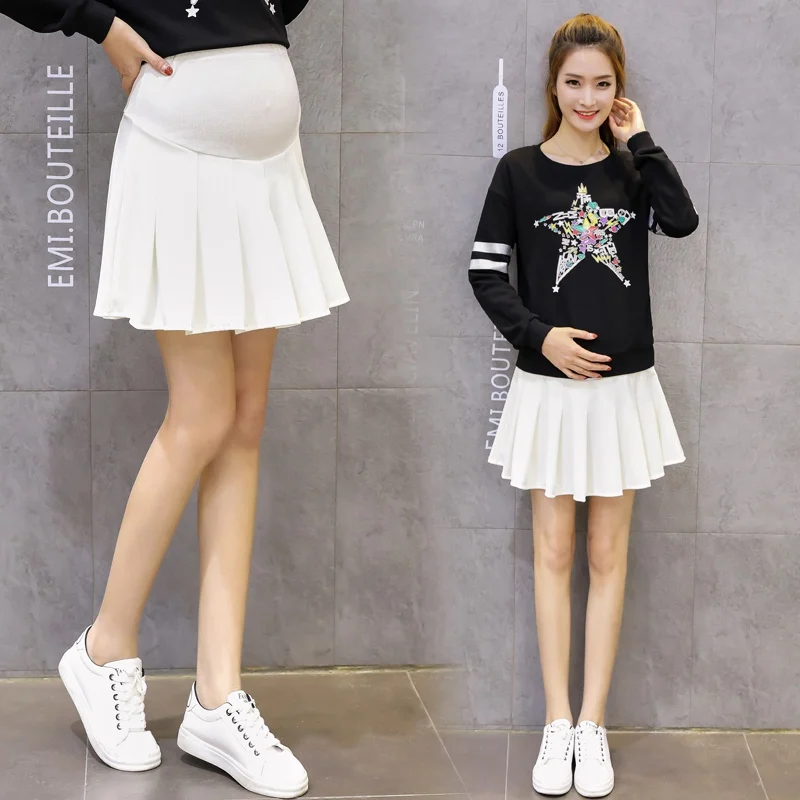 Spring pregnant women skirt spring and summer pregnant women short skirt outside wearing wide pleated A word fluffy shorts