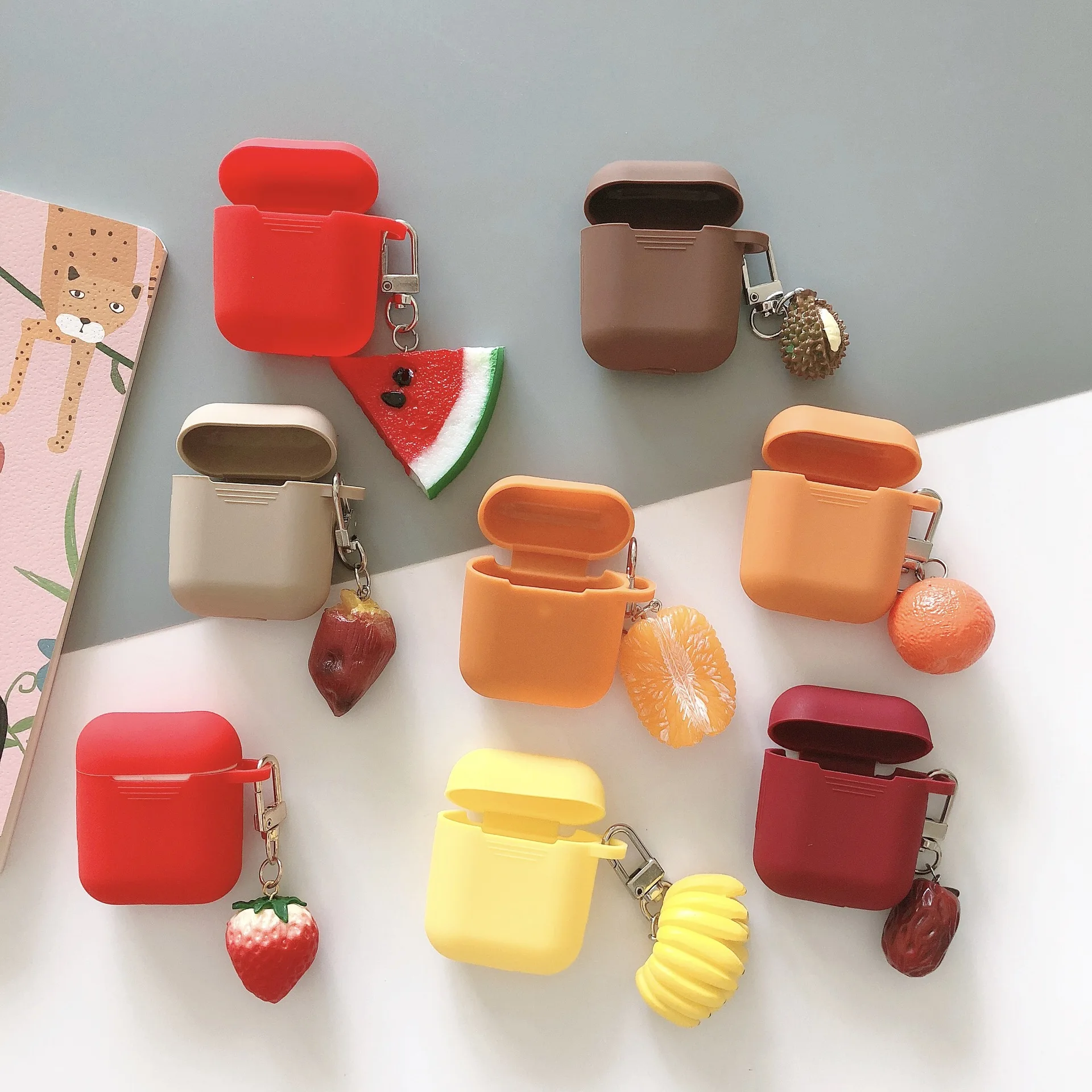 

Fashion New Wireless Bluetooth Headphone Case For Apple Airpods 2 Cute simulation Fruit Keychain Anti-lost Cover Keyring