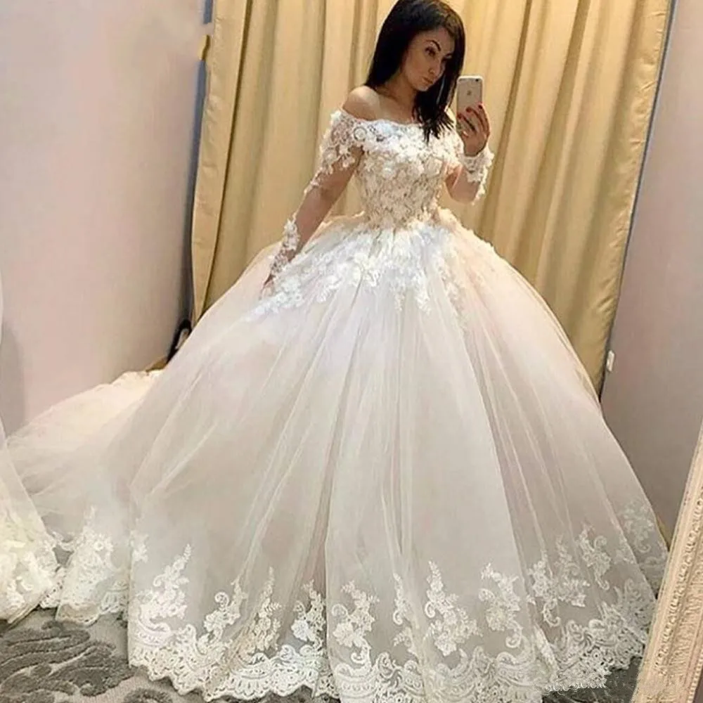 

2019 Ball Gown Wedding Dresses Illusion Long Sleeve Lace Appliques Hand Made 3D Flowers Floor Length Bridal Dresses Arabic gown