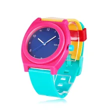 Niños Estudiantes Relojes de Pulsera de Plástico Deportes Relojes de Regalo De Cumpleaños Para Niños Girls And Boys Colorida