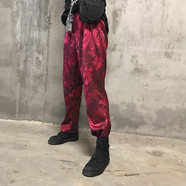 Китайский стиль Дракон вышивка атласные широкие брюки эластичные Высокая талия повседневные свободные Harajuku панк хип-хоп мужские и женские брюки - Цвет: Красный