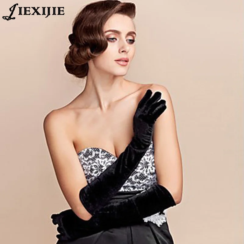 

Gold velvet gloves in the long section of warm blanket etiquette ladies thin banquet nobility