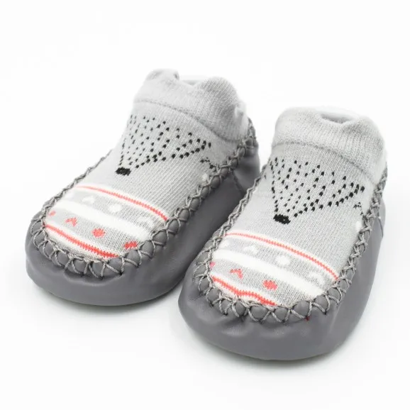 Детские пинетки, 1 пара мультяшный Противоскользящий носки-тапочки толстые теплые нескользящие носки на резиновой подошве, мягкие носки для новорожденных мальчиков и девочек - Цвет: gray