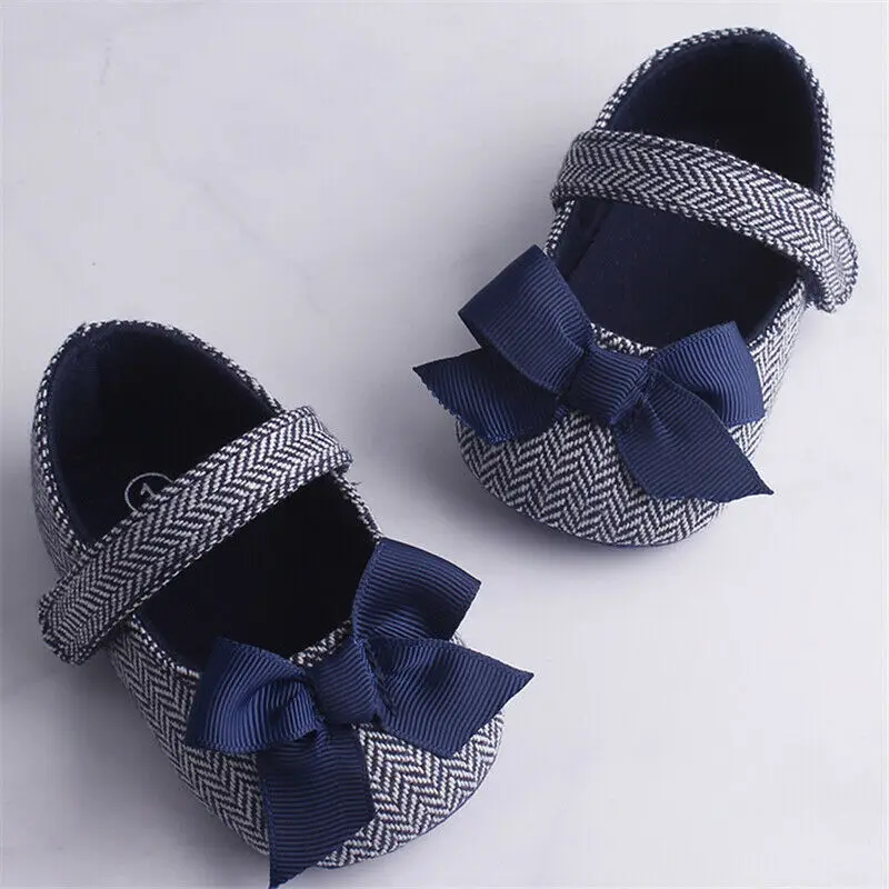 Zapatos de cuna para niño niña recién nacido, zapatillas de suela para bebés con lazo suave, bonitos zapatos de lona para primeros pasos de 0 a 18M, 2019