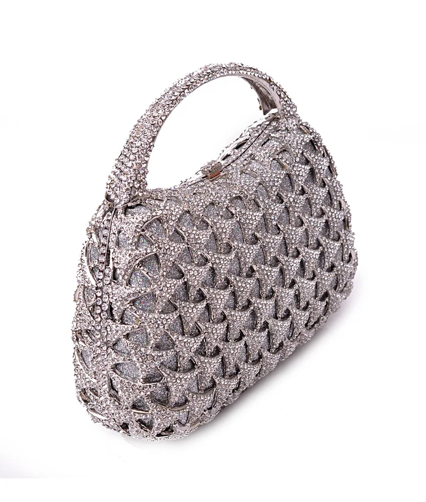 3301787936_2145319423