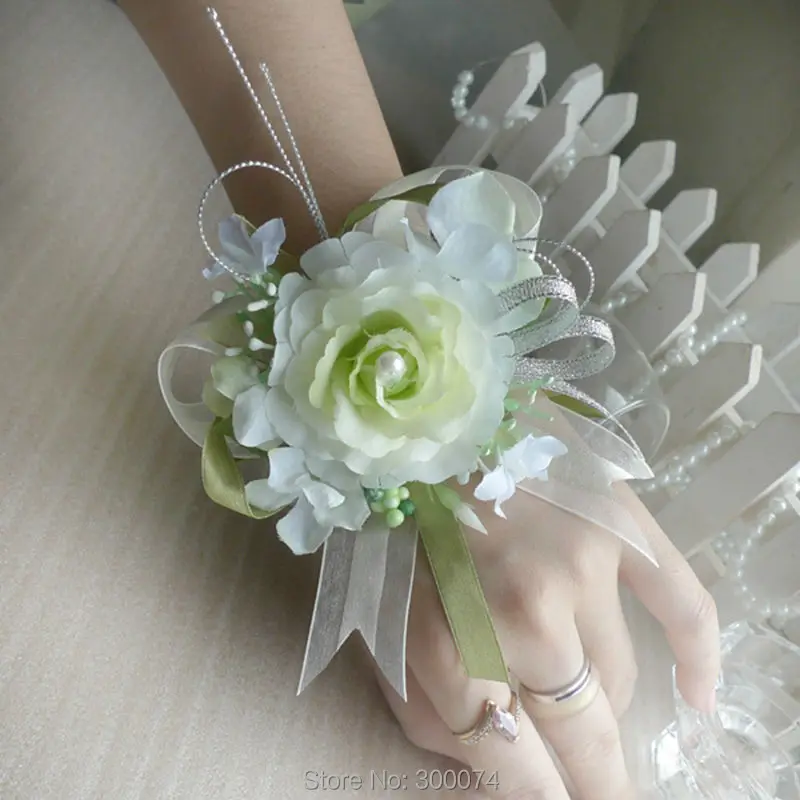 Green wedding decoration corsage