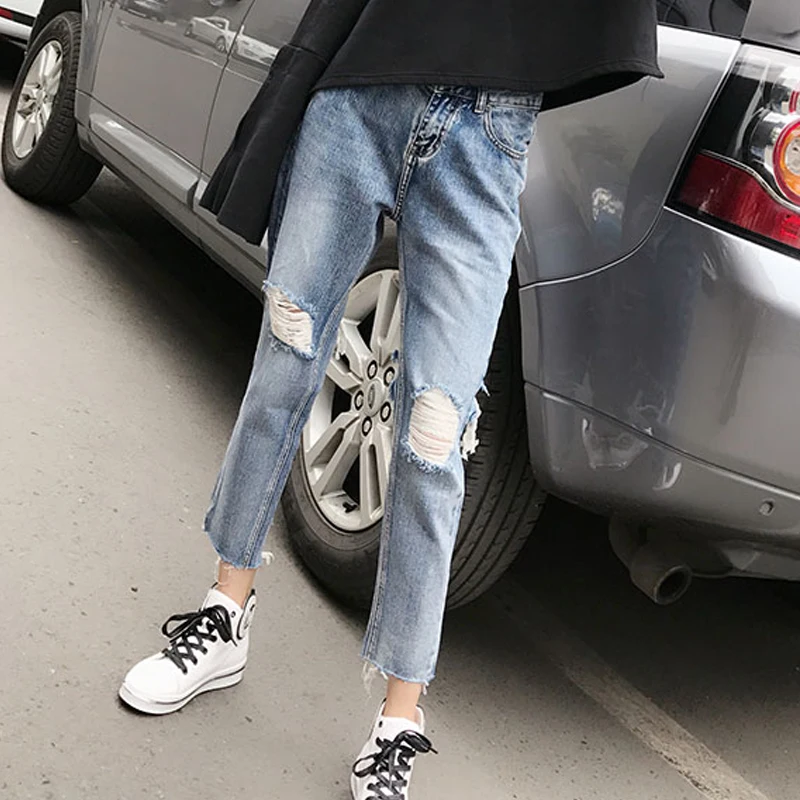 back hole jeans