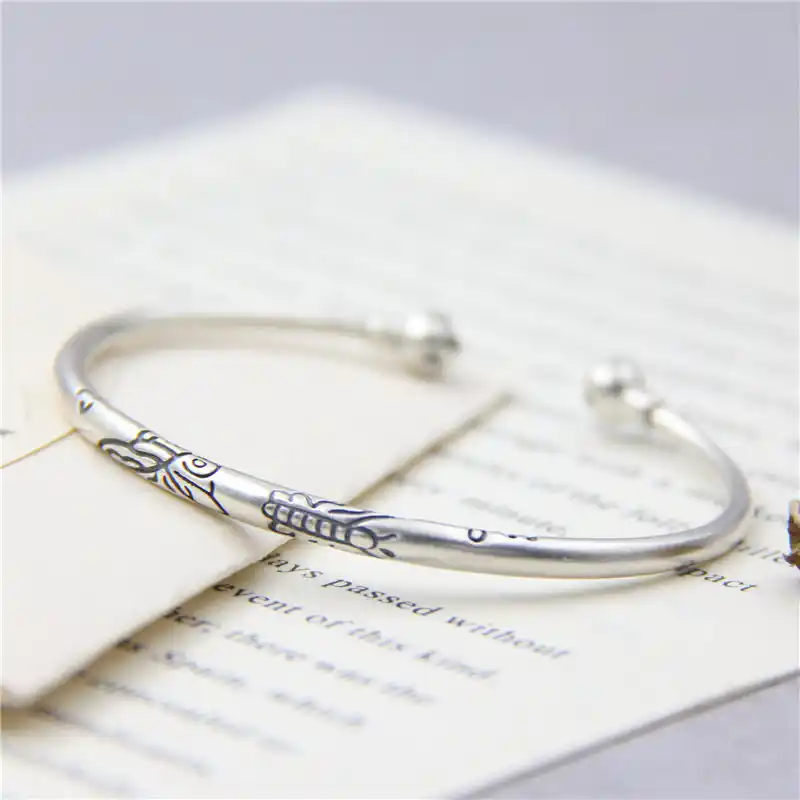 silver bracelet for girlfriend