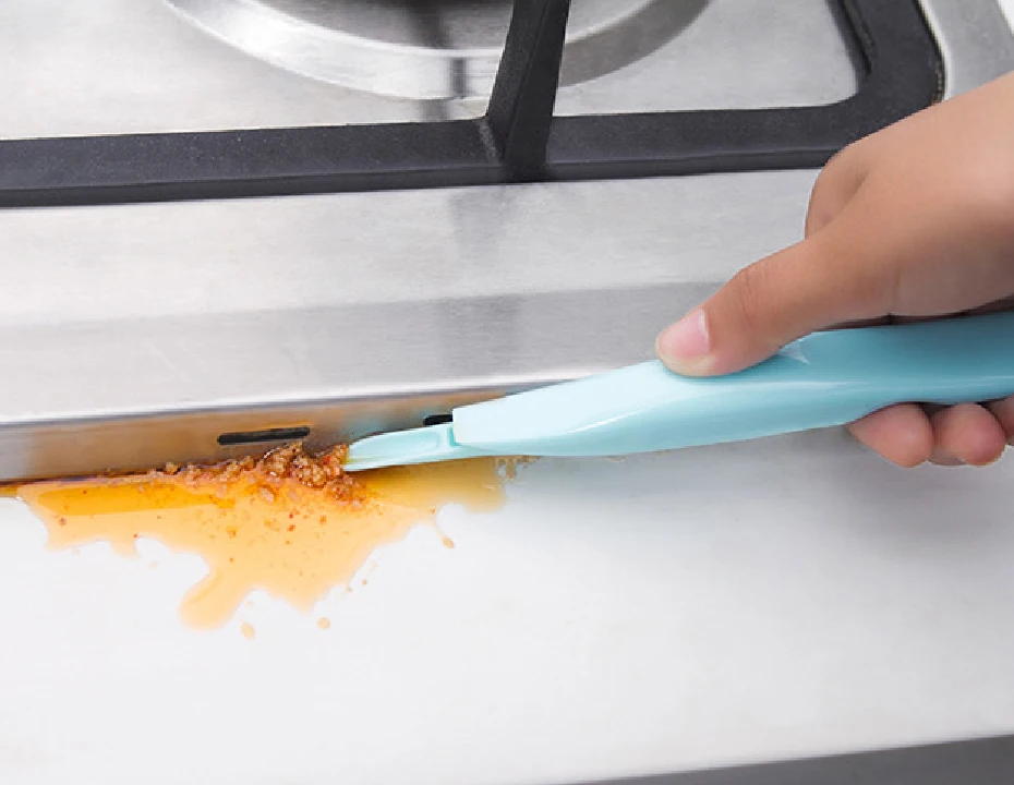 011 Kitchen cleaning scraper