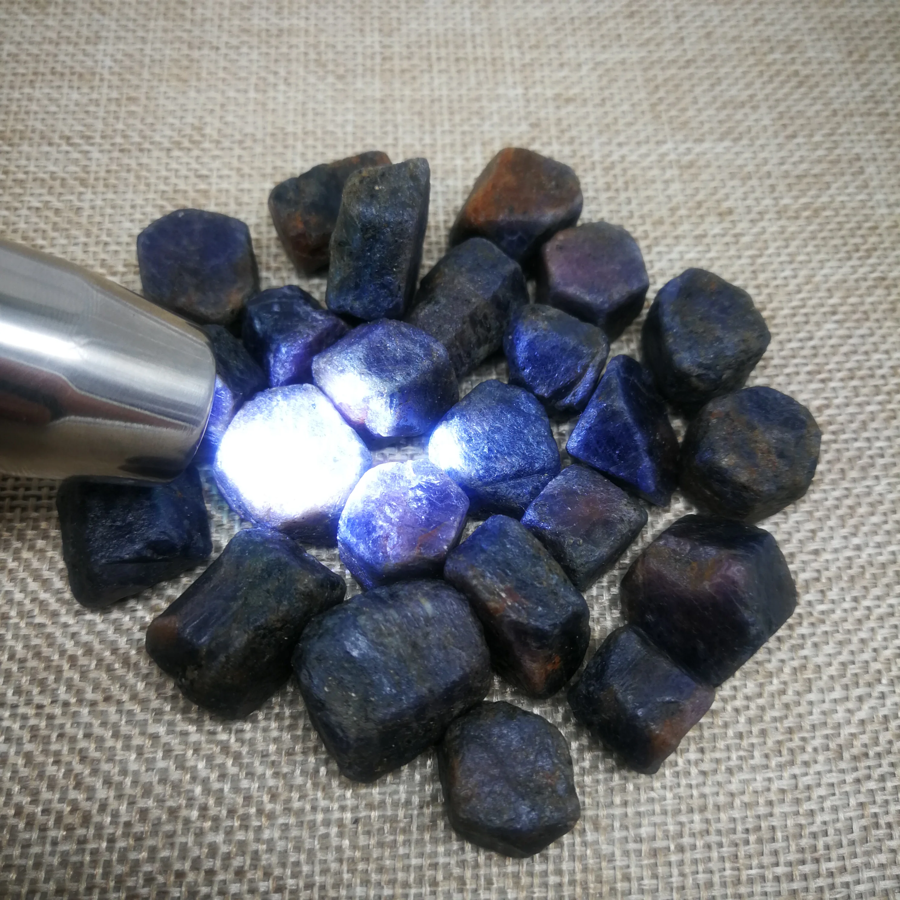 

50-500g high quality natural stones and minerals blue corundum reiki healing sapphire rough gemstone specimen for making jewelry
