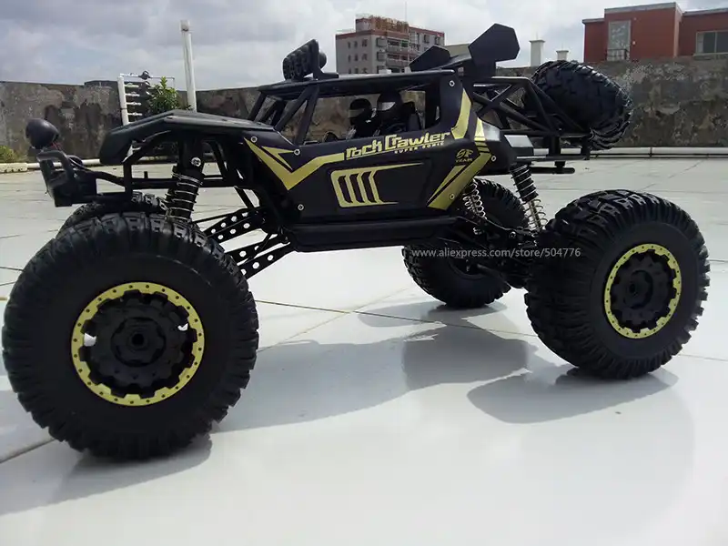 what's the biggest scale rc car