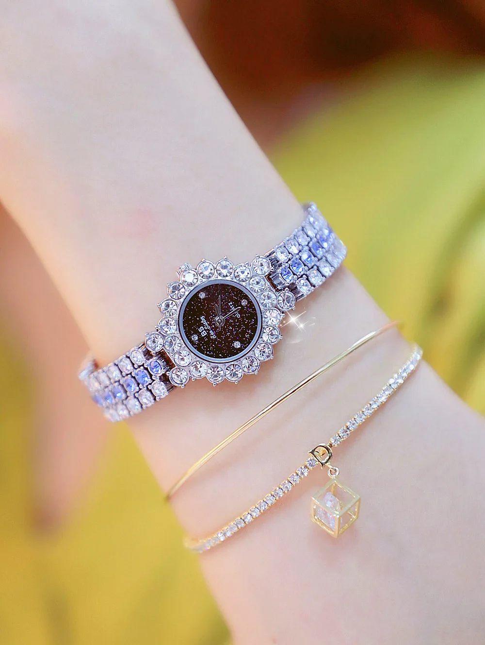 Топ креативные женские кварцевые часы модные шикарные повседневные женские часы женские кварцевые золотые часы с кристаллами женские часы