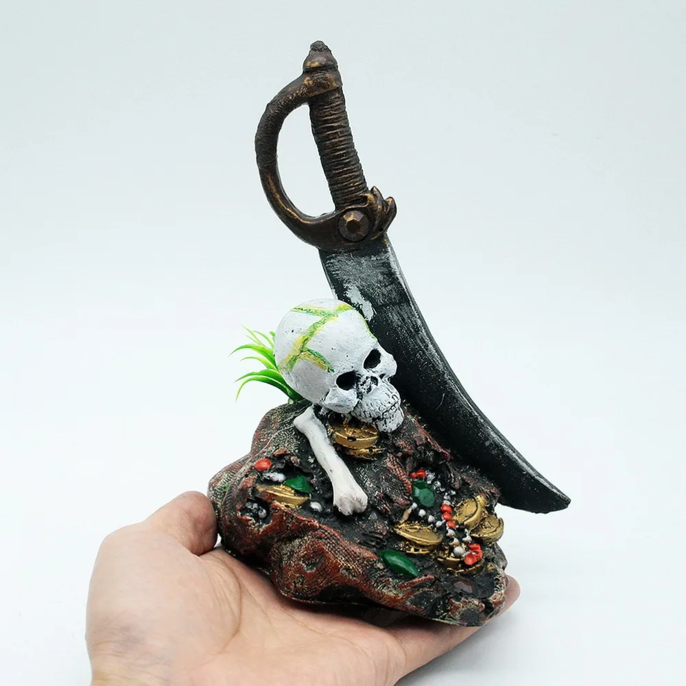 Cool Resin Skull Pirate with Sword Aquarium Decorations Fish Tank