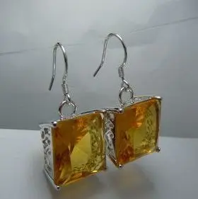 

Free delivery service delivery Victorian carving hollow out square yellow crystal 925 silver earrings