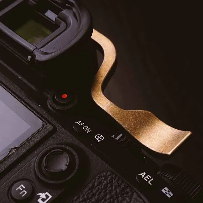 Aluminum Thumb Rest Thumb Grip Thumb UP Metal Hot Shoe Cover For Sony A9 /A7M3/ A7RIII /ILCE-7RM3 /A7R MKIII