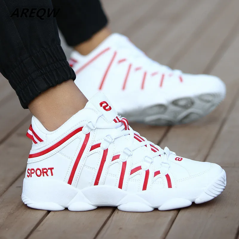 2019 New Fashion Spring and Autumn Men Casual Shoes Basic Mens Trainers Soft