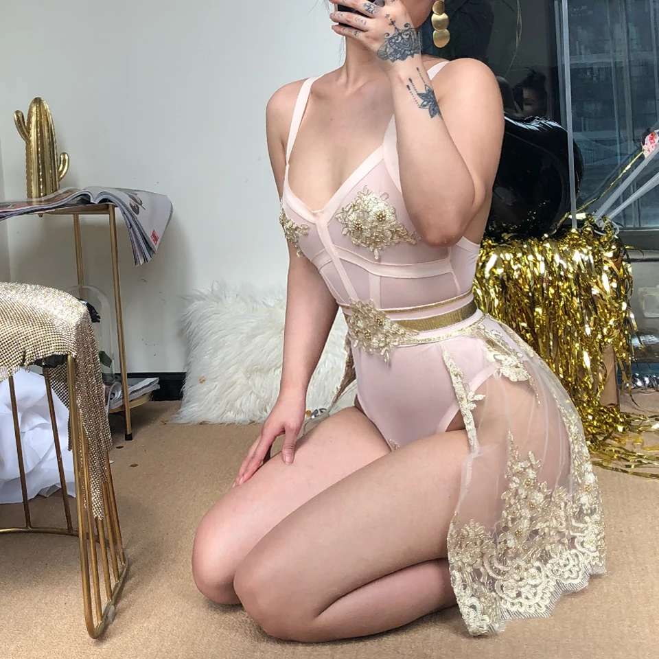 Tanie JillPeri prywatna luksusowa złota perełka perspektywa siatkowe body i Mini spódniczka dwuczęściowy zestaw seksowna odzież klubowa zestawy dla kobiet strój