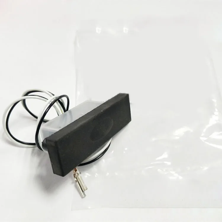 

free shipping Switch For Hyundai I30 I30CW 07~11 812602L000 Kia Rio 12~15 Trunk With Wire Trunk Button Switch Black 812601W220