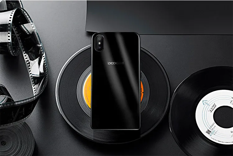 DOOGEE X55 MTK6580 1.3GHz Quad Core 5.5 Inch 2.5D Screen Dual Camera Android 7.1 3G Smartphone