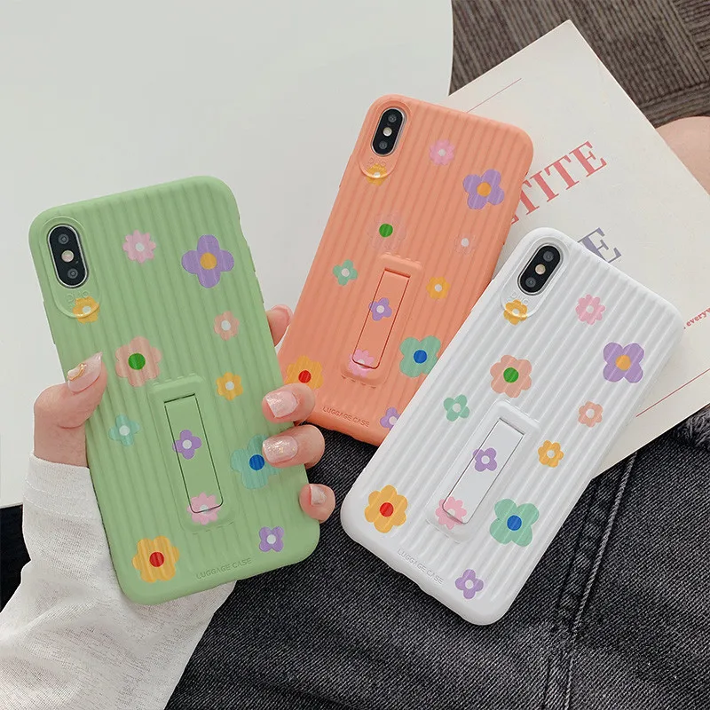 

Small Flowers Soft TPU Case With Stand For iPhone 7 8 Plus Shockproof Case For iPhone X XS Max XR 6s 6 Plus Phone Cover Funda