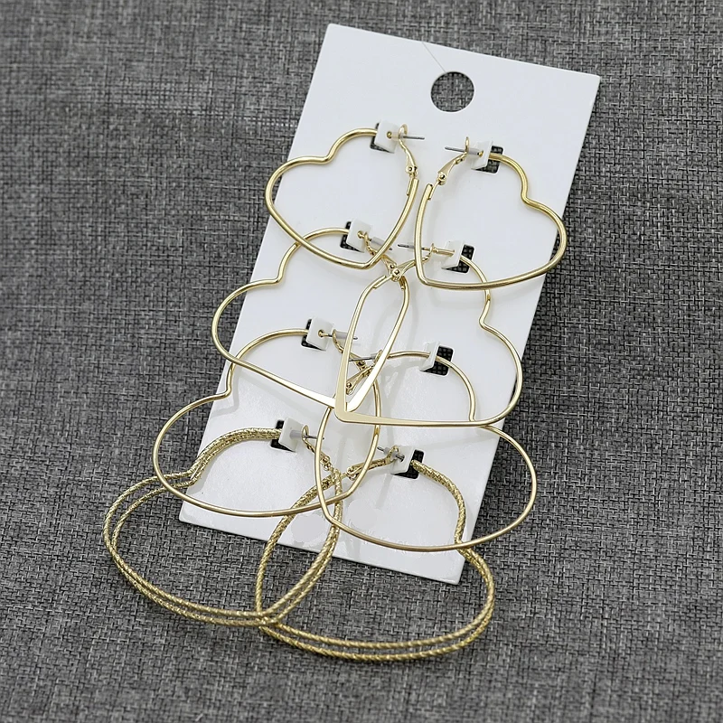 

Luxshine Pack of 4 Gold Color Heart Hoop Earring Set for Women Fashion Statement Big Circle Earring Brincos Jewelry