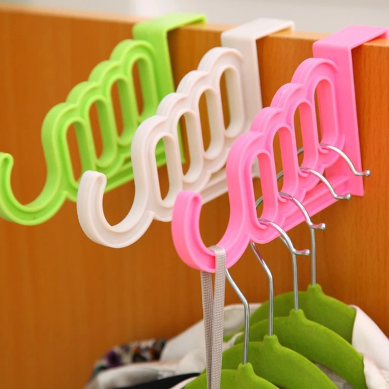 

Creative Candy Color Door Multi-purpose 5 Hooks Garments Non-Trace Back Garment Hanger Hook