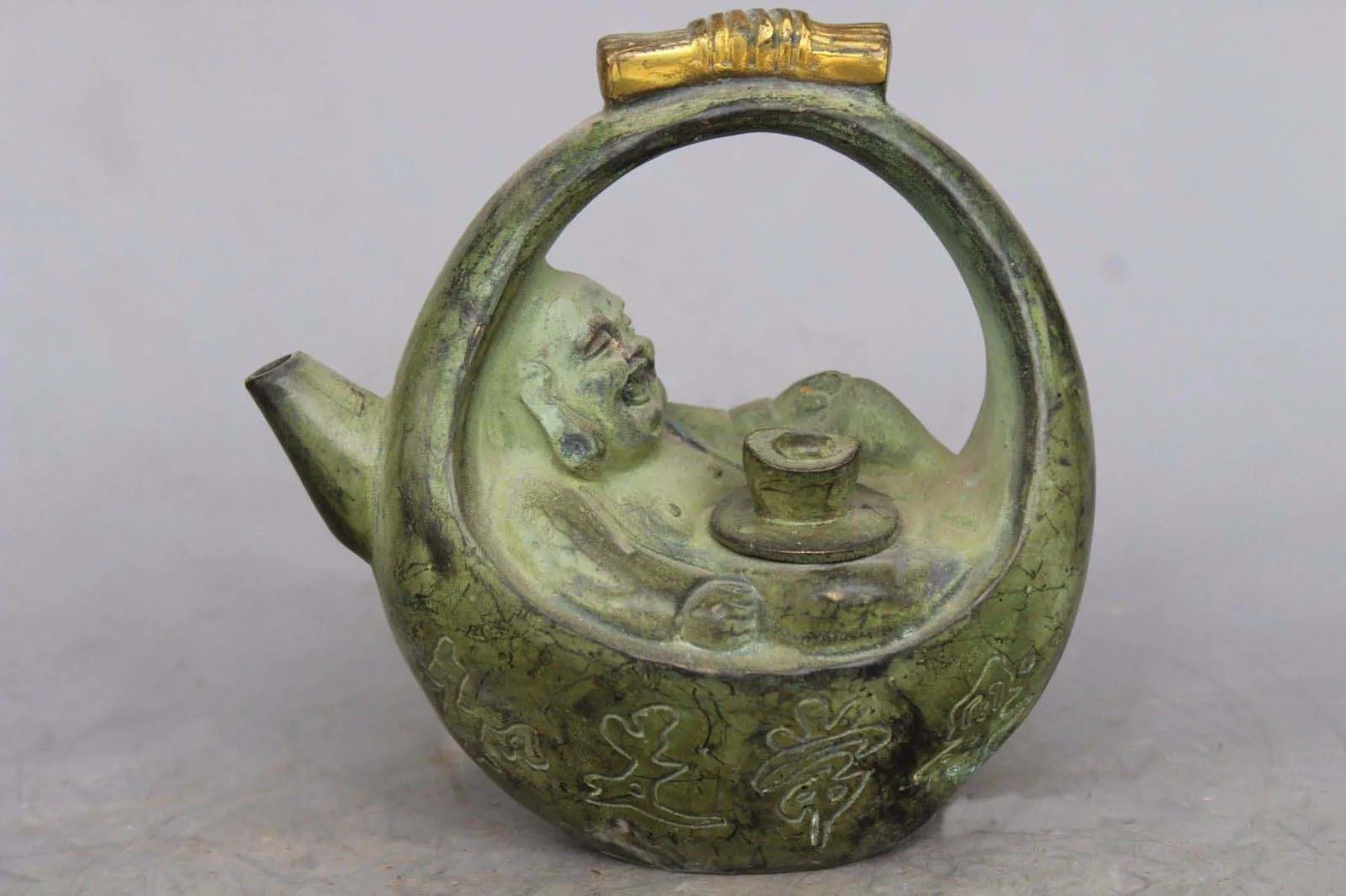 

6"Old Chinese buddhism Bronze gilt wealth Maitreya Buddha Wine TeaPot Flagon