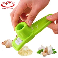 1 шт. Многофункциональная Пластиковая нержавеющая сталь чесночный пресс Кухонные гаджеты измельчитель резак чеснок шлифовальный кухонный ручной инструмент - изображение
