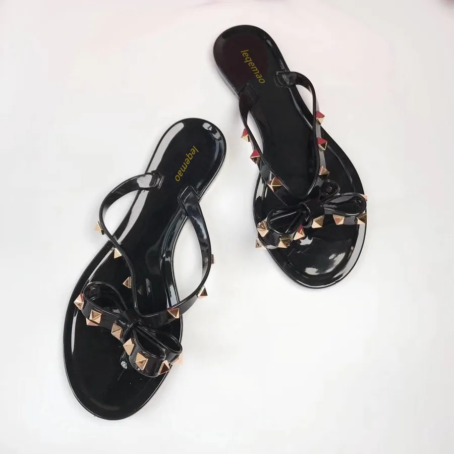 Fashion Summer Flip Flops Woman Rivets Women Sandals Bow knot Flat Slippers Girls Studded Cool Beach Slides Jelly Shoes 35-41