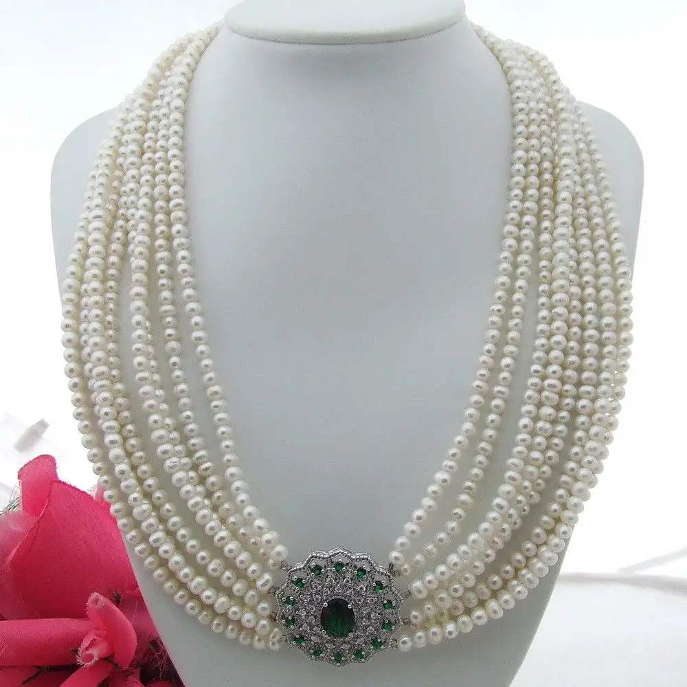 

FC120109 22" 8 Strands White Pearl Necklace CZ Pendant