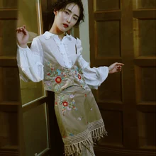 LYNETTE’S CHINOISERIE Autumn Women Velvet embroidery flower camel tassel small skirt a bust