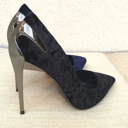 

Silver Carved Stiletto Heel Pointed Toe Dress Shoes Women High Heels