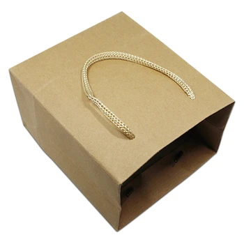 

DHL Kraft Paper Christmas New Year Shopping Package Bag With Handles For Wedding Party Birthday Favors Gift Clothing Pack Pouch
