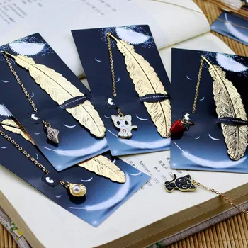 

1 Pcs Kawaii Retro Aniamal Fruit Metal Feather Bookmark Page Creative Book Mark Korean Stationery Gift Package School Supplies
