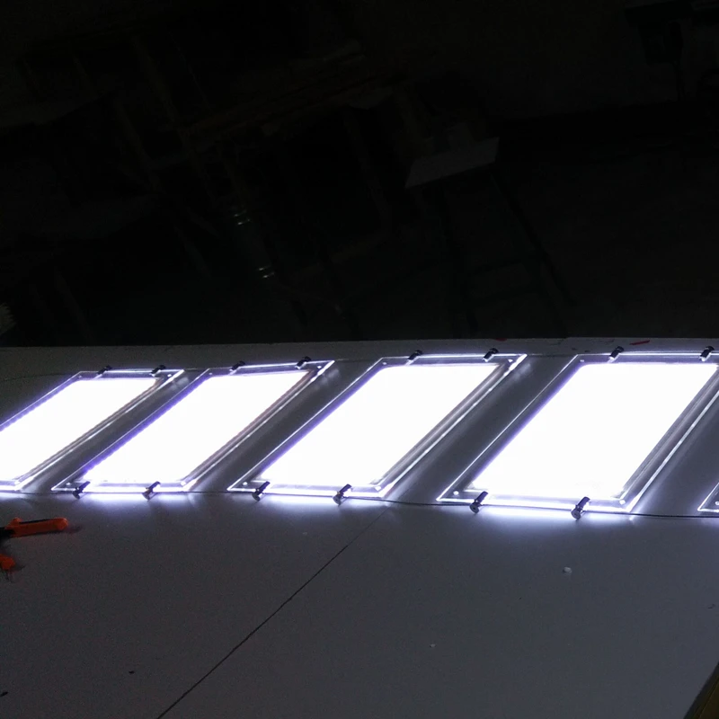 Ультра тонкий A4 двусторонняя edge led подсветкой акриловые панели агент по недвижимости LED Окно Дисплей свет коробка пейзаж висит