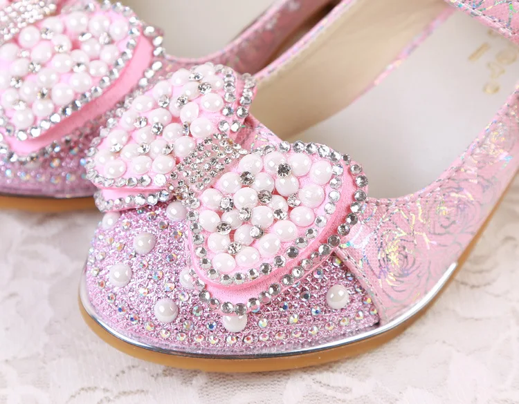 Детские туфли, украшенные стразами и бусинами, с кружевом и цветочным рисунком; Танцевальная обувь для девочек на высоком каблуке; вечерние туфли в стиле «Принцесса»; размеры 27-37 белый розовый TX03