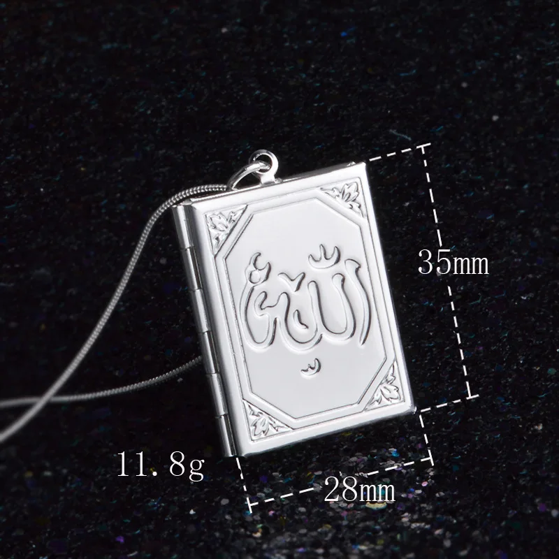 3355119894_735333281